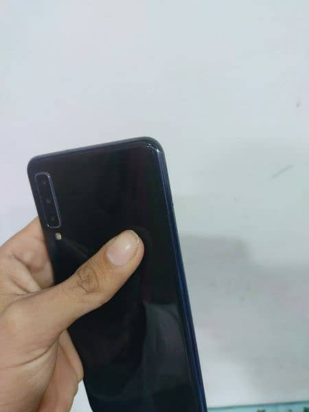 10/9 Samsung A7 2018 model 0