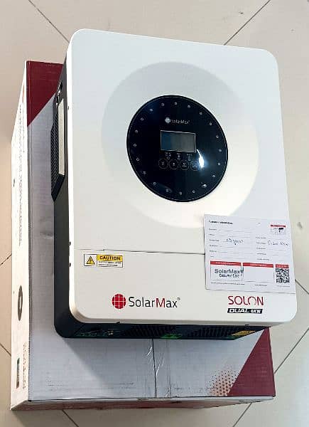 DUAL SOLAR INVERTER, HYBRID 6-KW {SolarMax} 3