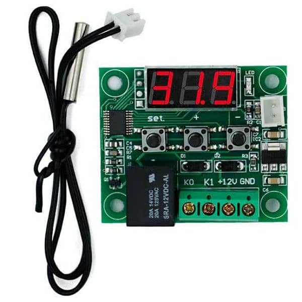 Controllers for incubators and temperature and humidity controllers 3