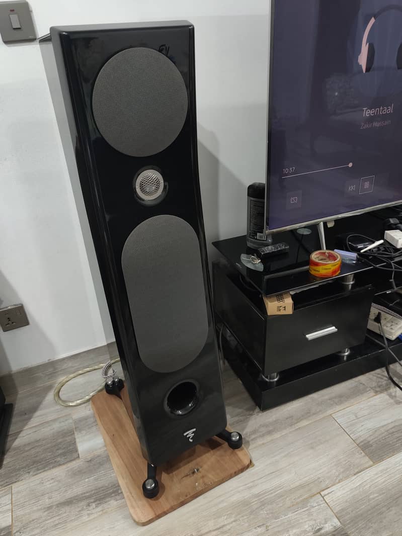 Focal Kanta 2 3-way floor standing speaker 2