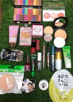 Makeup/Cosmetic/Jewelry/Face Wash/Facial Kit/Lipstick