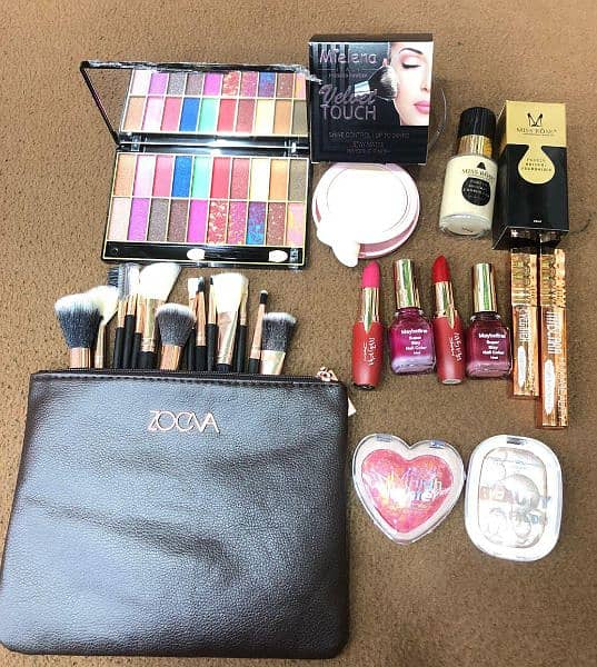 Makeup/Cosmetic/Face Wash/Facial Kit/Lipstick 1
