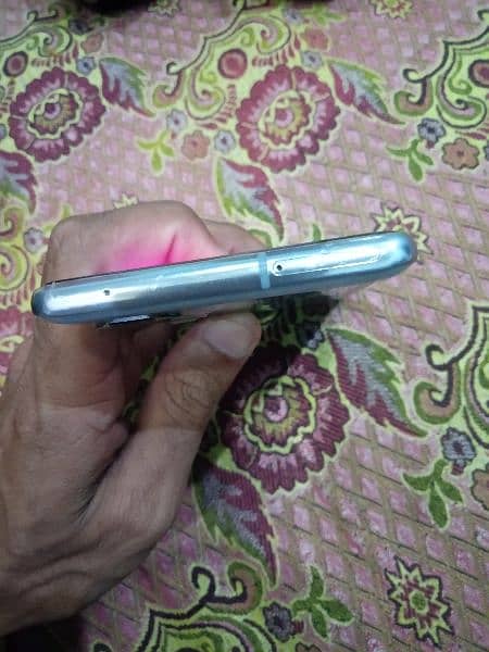 Samsung A71 5G 8/128 condition 10 by 10 6