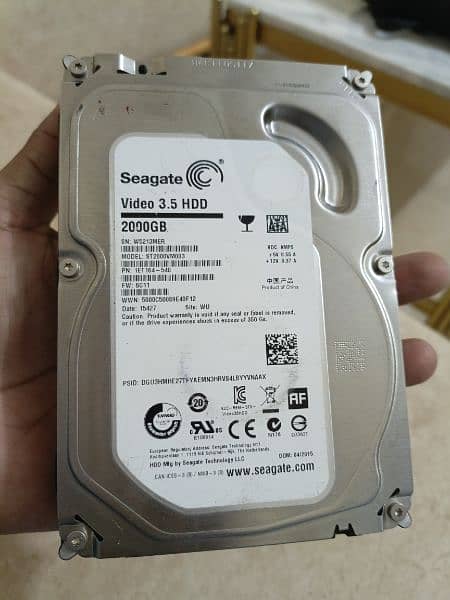 Seagate HDD 2000 GB - Urgently selling 1