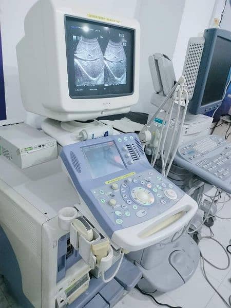 Ultrasound Machines Japani Logiq 500 and Aloka Alpha 10 0