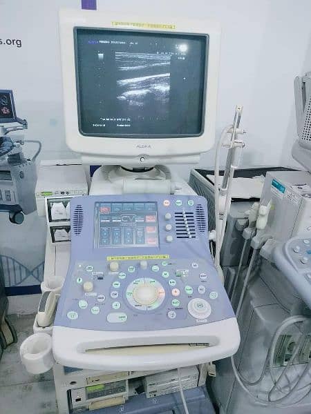 Ultrasound Machines Japani Logiq 500 and Aloka Alpha 10 6