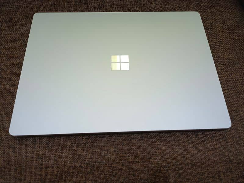 Microsoft surface laptop 3 7
