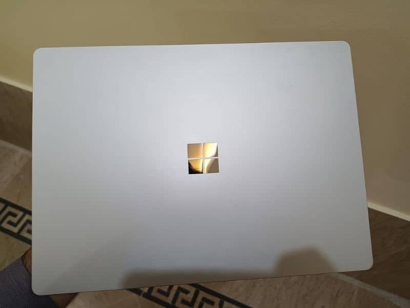 Microsoft surface laptop 3 10