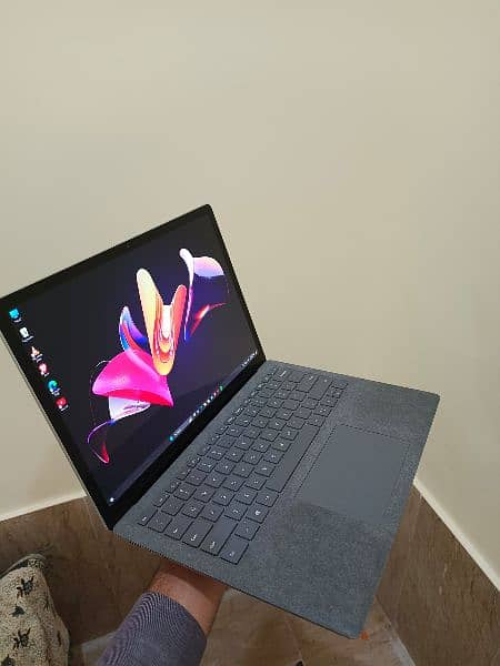 Microsoft surface laptop 3 6