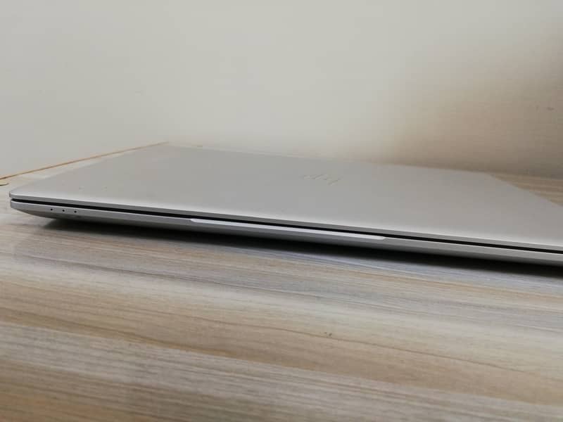 HP EliteBook 840 G6 - Core i7 8565U / 1.8 GHz - Win 11 Pro 64-bit 5