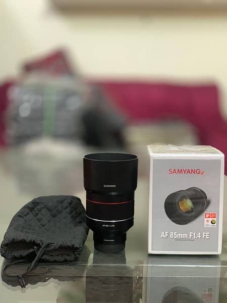 samyang 85 1.4  EF Lens for sony condition just box open 1  time used 1