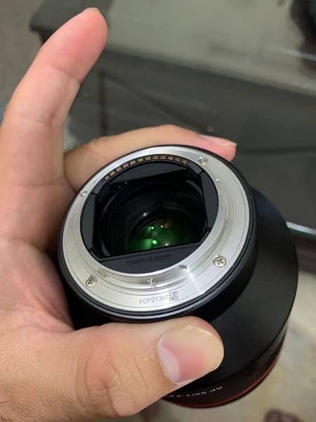 samyang 85 1.4  EF Lens for sony condition just box open 1  time used 5