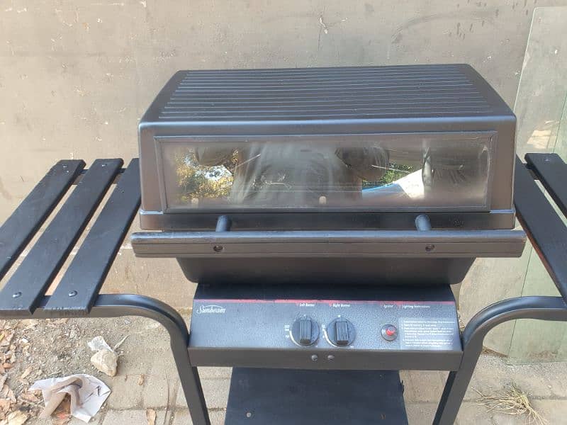 GAS BBQ GRILL SUNBEAM USA MADE UP FOR SALE 0