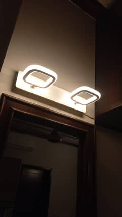 Modern Led mirror light can be used anywhere