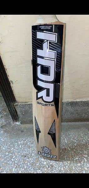 Cricket Hard Ball Bat For Sale 3