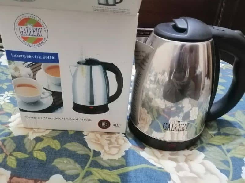 Electric kettle 1.8 liter stainless steel brand new 0