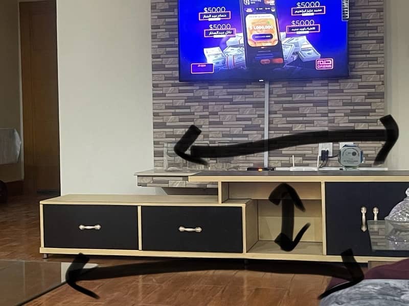 TV Console/Media wall /cabinet reck …selling because moving abroad 6