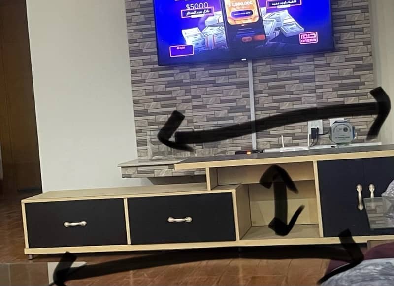 TV Console/Media wall /cabinet reck …selling because moving abroad 8