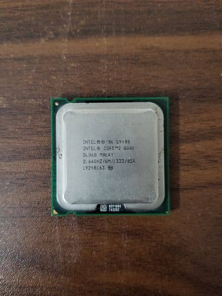 Intel Core 2 Quad (Q9400) 0