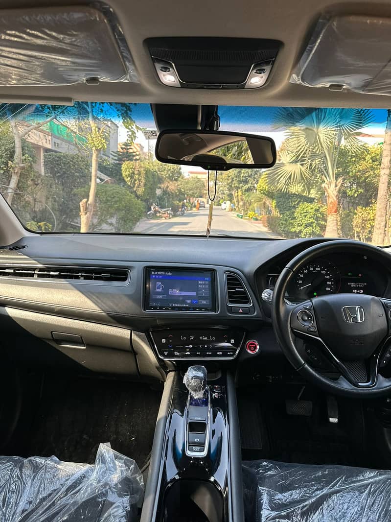 Honda Vezel X  Sensing AWD 2018 2