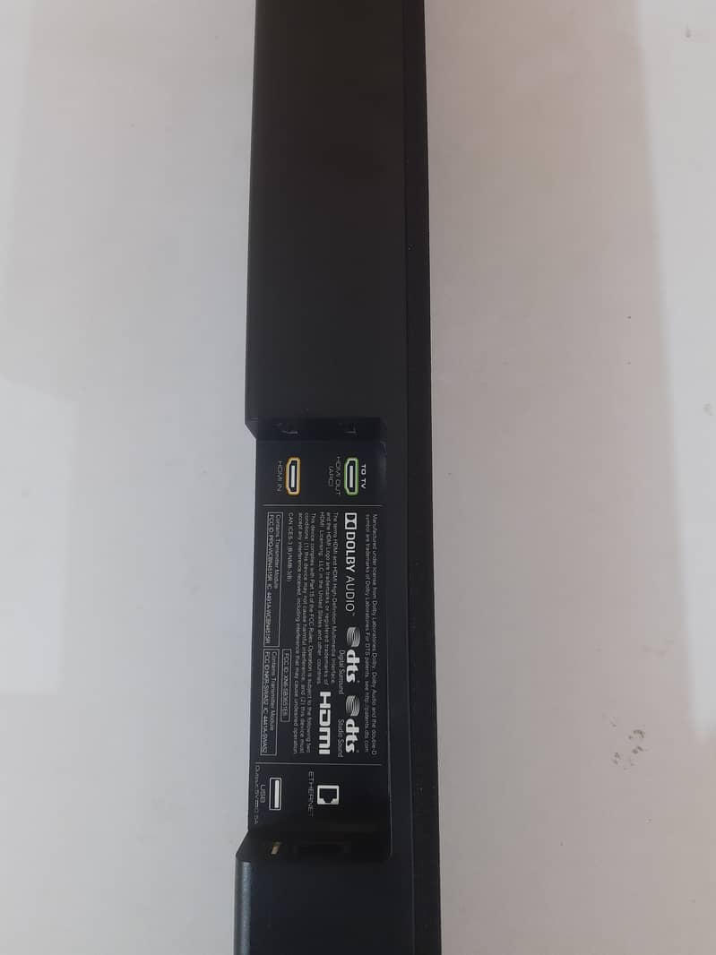 VIZIO SmartCast Speaker, Soundbar Only | Black | 36 Inches Large 4