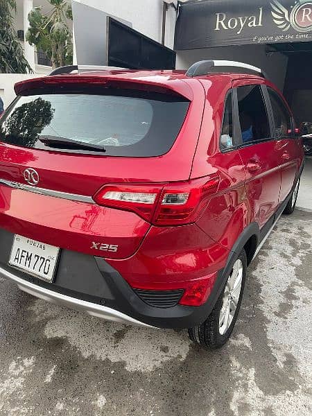 Baic Senova X25 - Cars - 1085845416