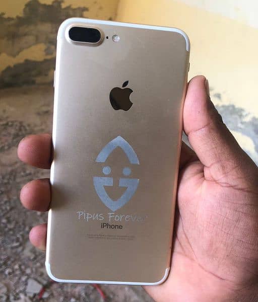 iphone 7plus non PTA battery health 100 . . . 128 gb  . 10 by 10 0