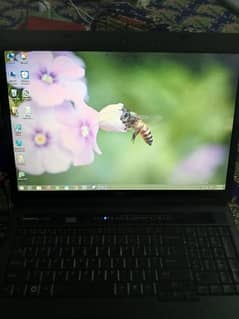 Dell laptop 3gb 320gb 03053200672
