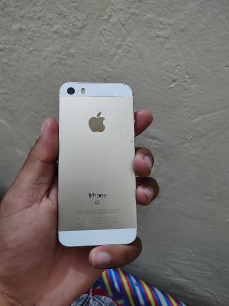 apple iPhone SE 0