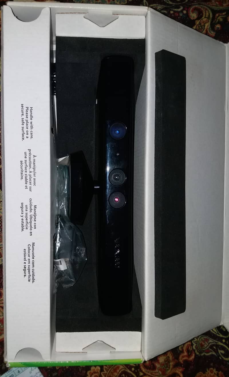 Kinect Xbox 360 sensor 1