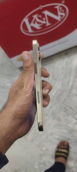 Iphone 12 pro max gold 256GB PTA Approves 11