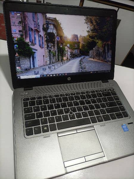Laptop HP EliteBook 840 G2 , i5 5th gen, 8gb ram, 256ssd 0