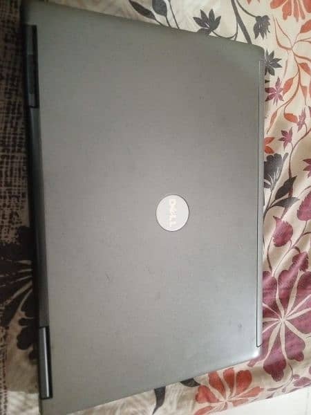 Dell laptop in good condition 2