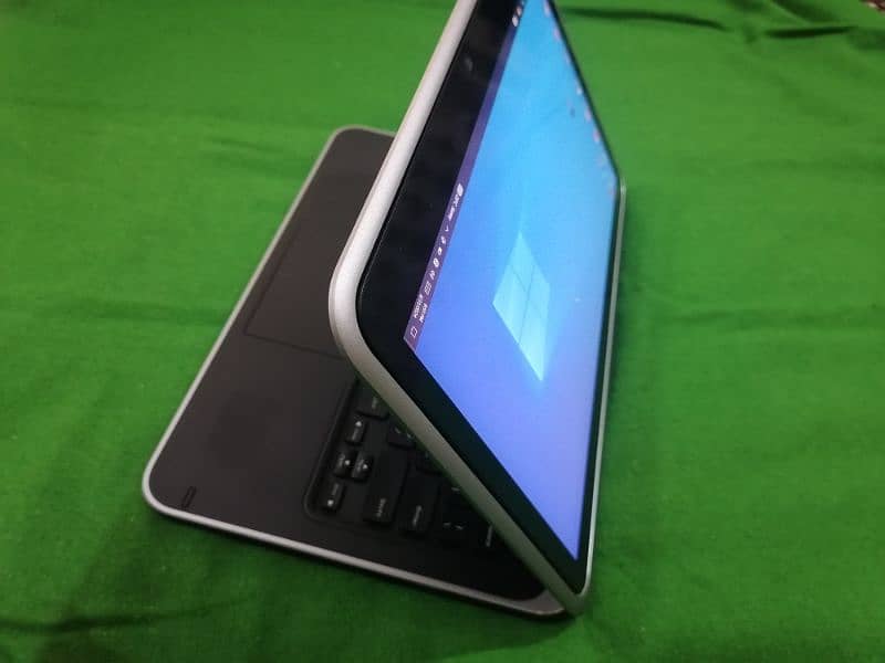 Dell xps 12 i7 4th with touch screen and stylish laptop 12