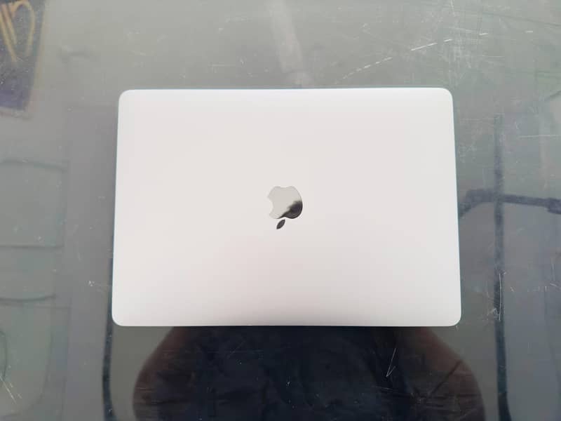 Apple MacBook Pro M1 (Brand New Condition) 4