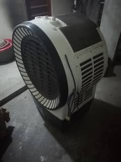 Air cooler neat condition billul ok compony Super Asia