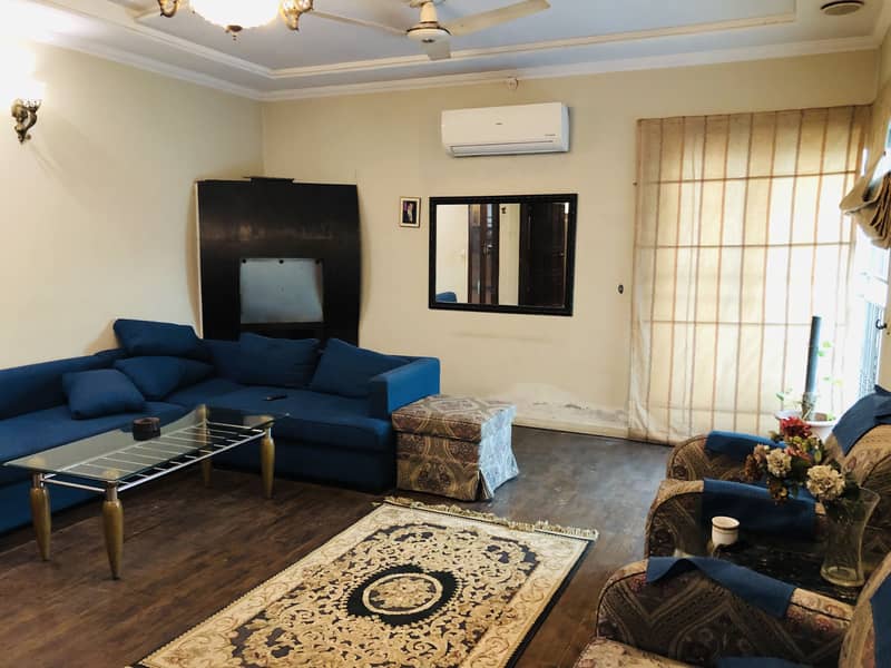 1 Executive Bedroom Fully Furnished In DHA Phase 4 1