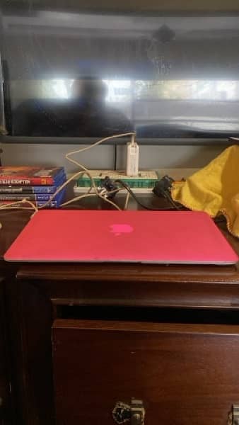 Macbook Air( 11 Inch Mid 2011) Core i 5 10