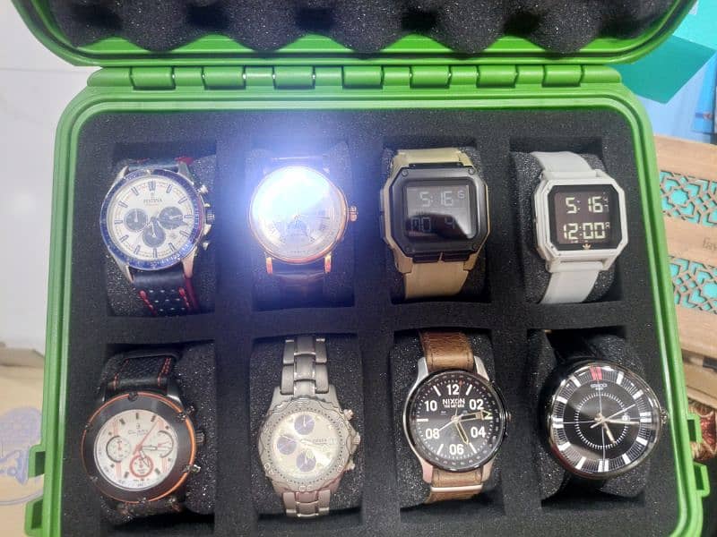 Invicta Designed Watch collection box with eight slots 6