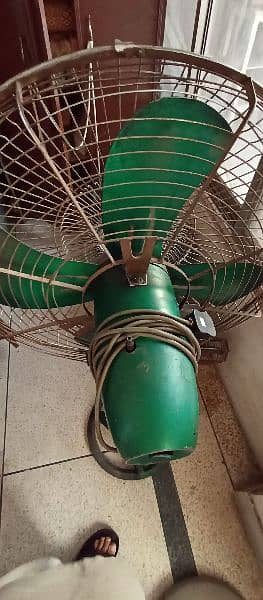 antique old model National Pedestal fan 24 inch 3