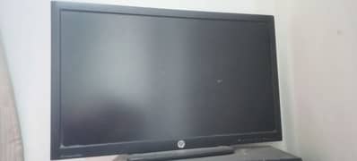 23 inch HP LED and system for sale FOR SALE