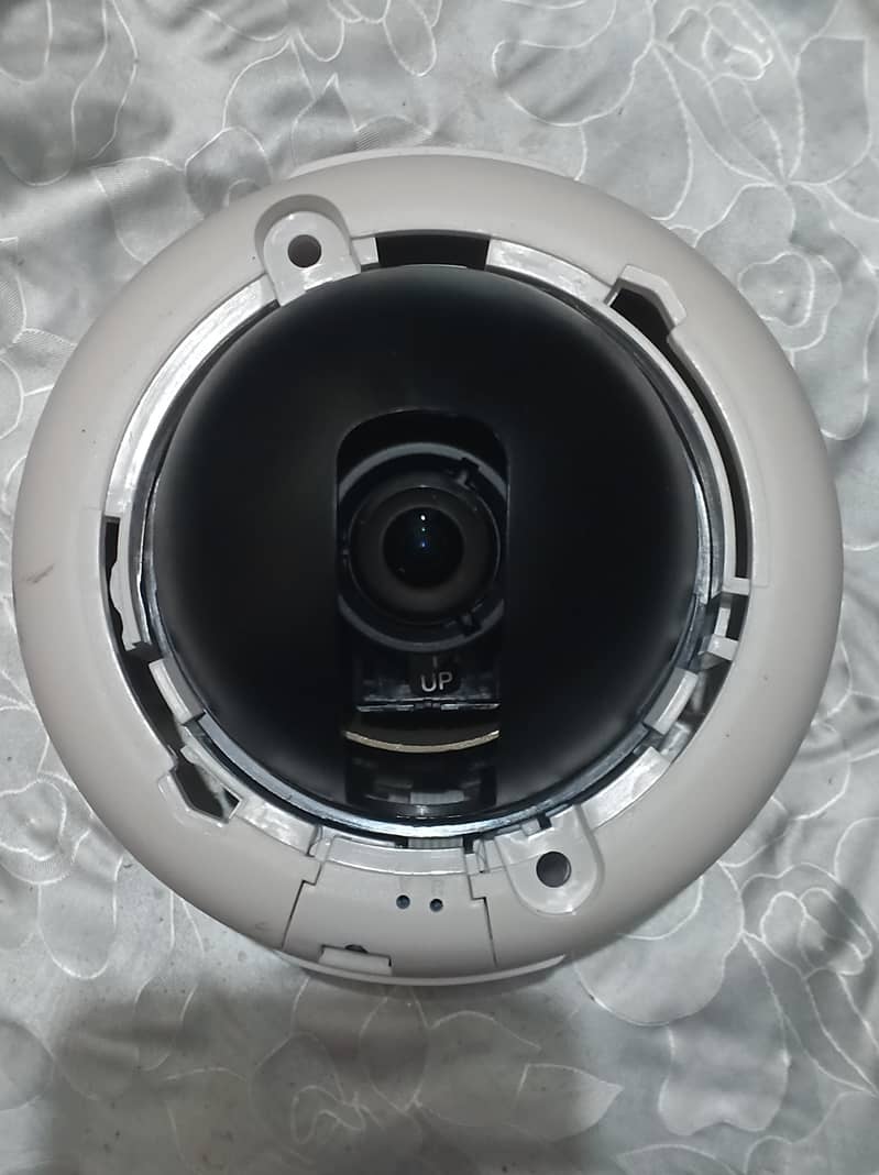 Very High Quilty CC/TV IP Camera ( Pelco ) Made in United States 1