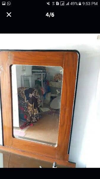 i am selling my bed and dressing table. 2
