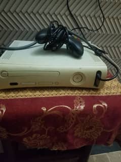 xbox 360 250 gb with 80+ games in good condition
