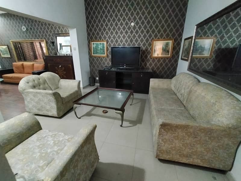 DHA FURNISHED GUEST House short and long term daily weekly and monthly basis 41