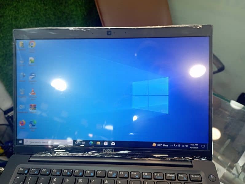 dell latitude 7390 core i5 8 generation 7