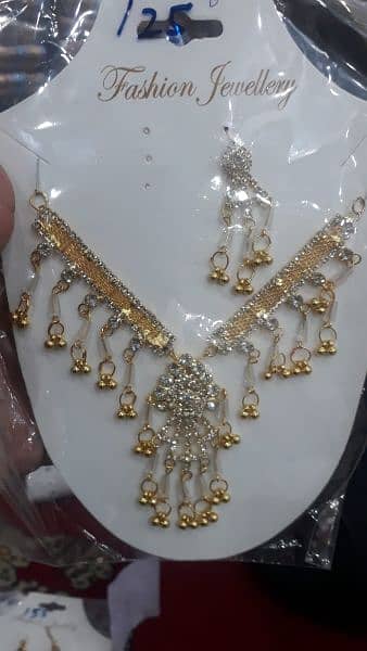 set. . artificial jewlery set new with cheap Price and good quality 3