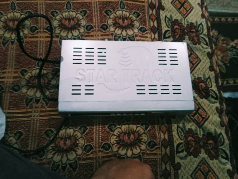 Tv receiver for sale without remotes 2