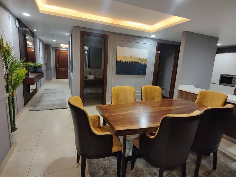 Gold Crest Mall Residency 3 bedrooms apartment per day 7