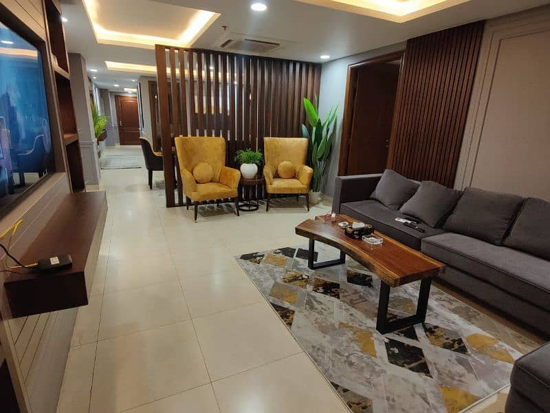 Gold Crest Mall Residency 3 bedrooms apartment per day 9